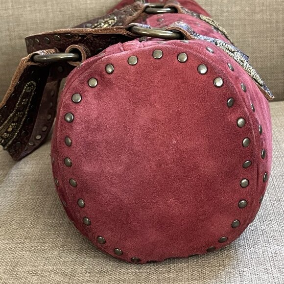 VTG Betsey Johnson Studded Leather Barrel Hobo Red Handbag Purse Y2K Suede - Picture 6 of 16